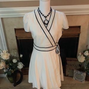 BNWOT: LuLus Wrap Dress